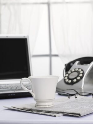 phone call, coffee, teacup, computer, laptop, cellphone, desk, work, consulting-2395240.jpg